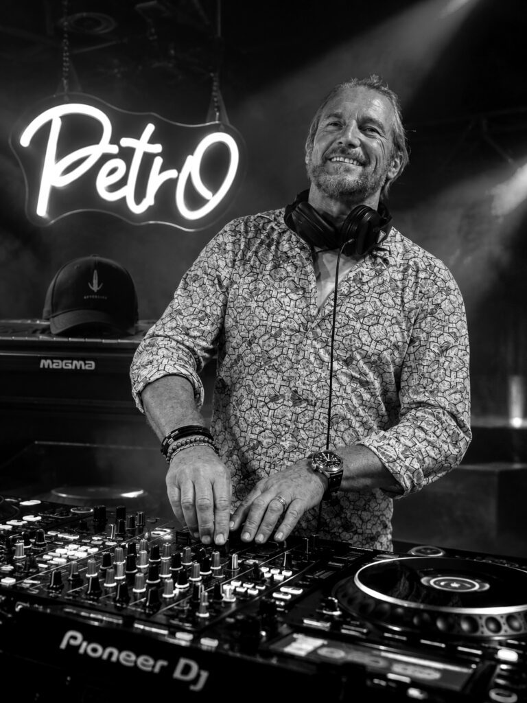 petro_zwartwit